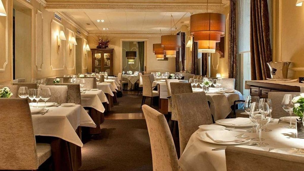 milla-de-oro-de-madrid-restaurante-el-paraguas-foto-2