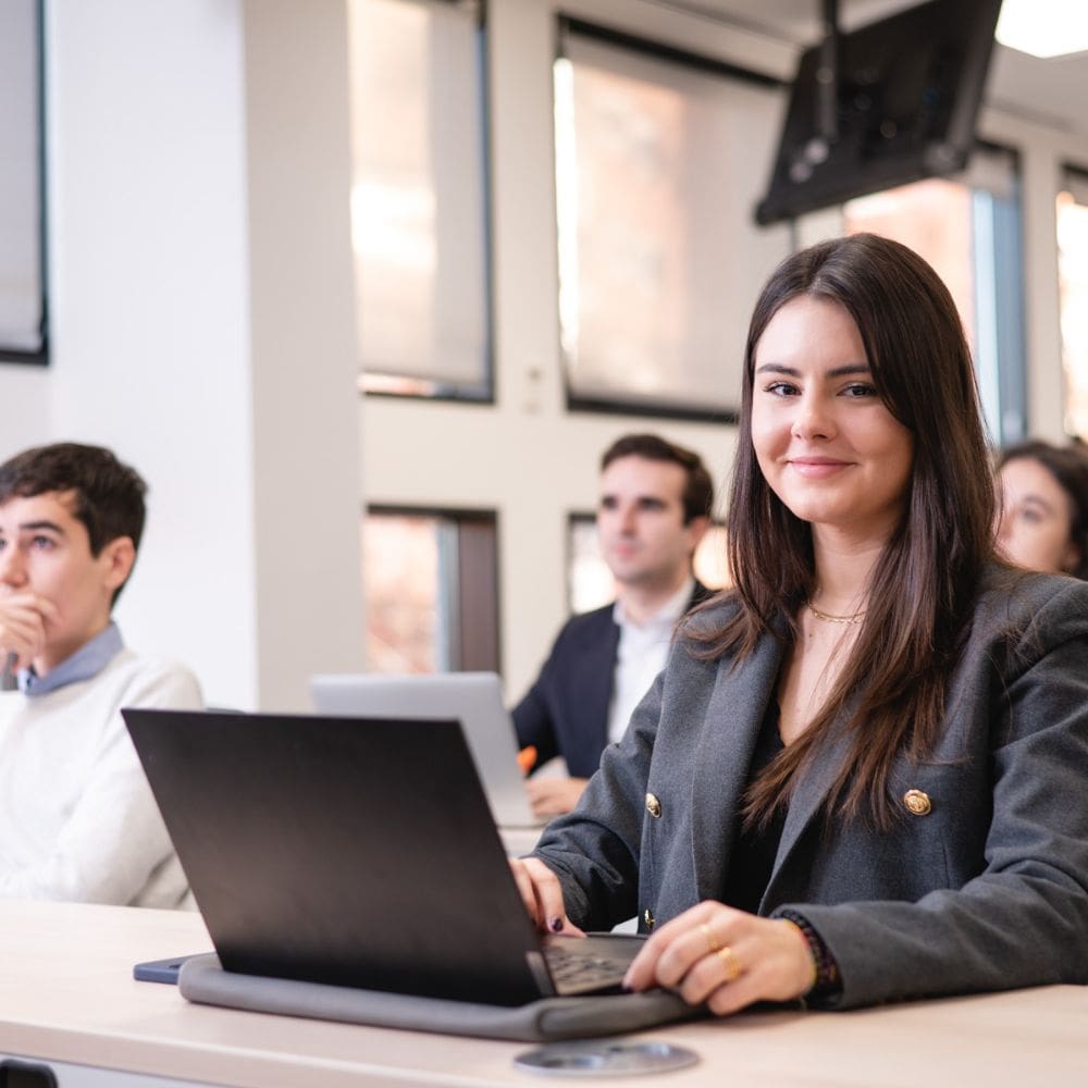 CUNEF Universidad privada – Barrio de Salamanca – Milla de oro – Imagen 6