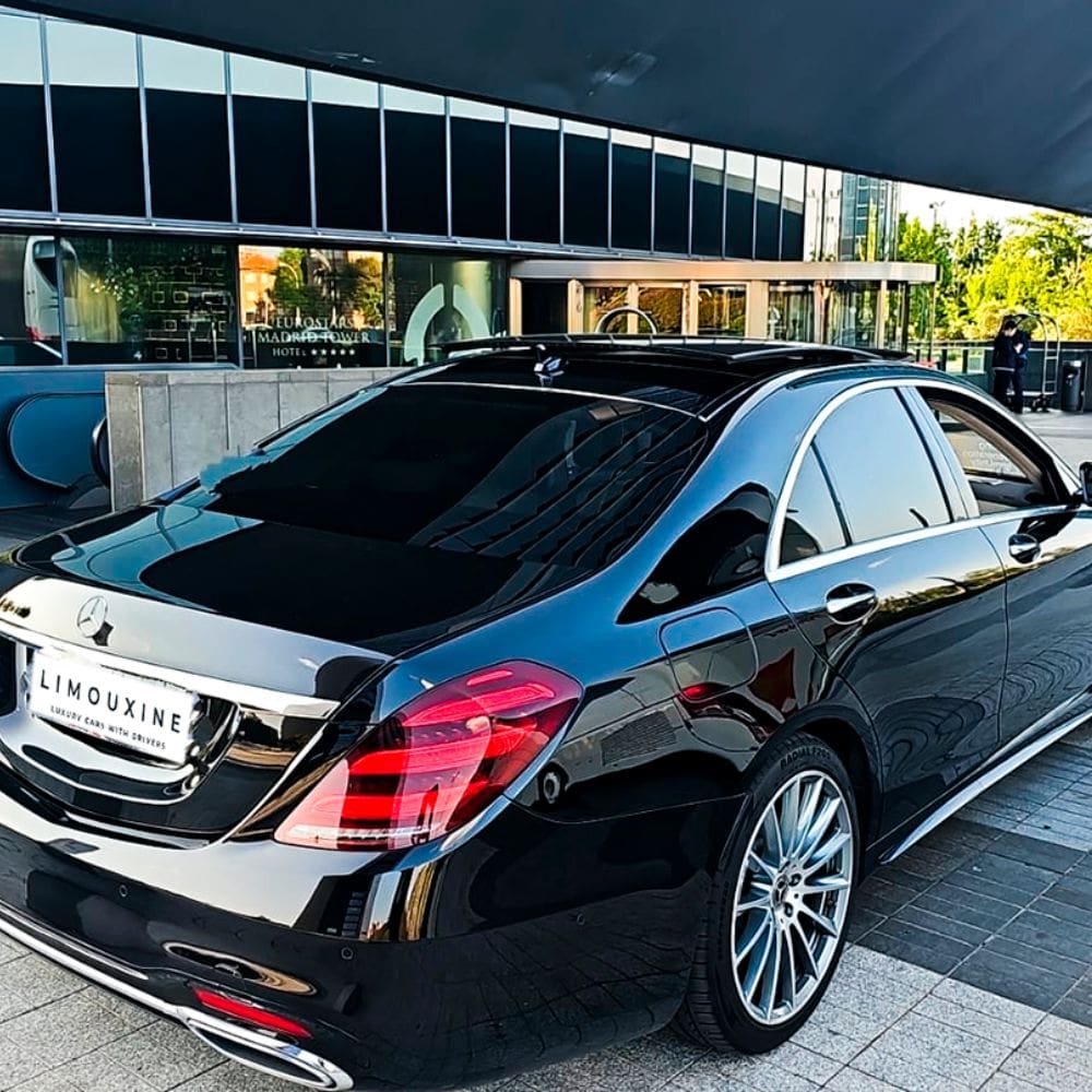 Limouxine – Chofer Privado Madrid – Traslados de lujo – Imagen 1