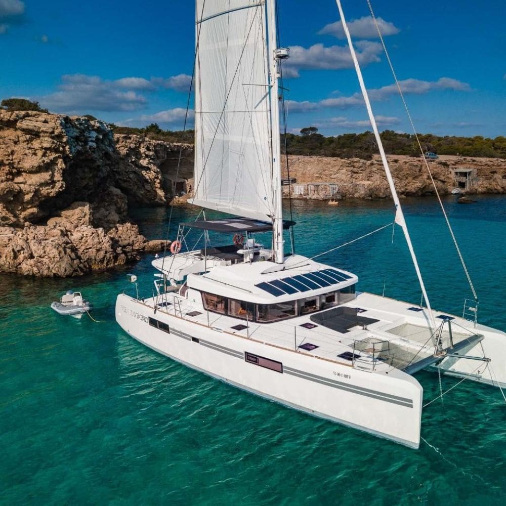 Real Yatch Charter – Alquiler de barcos y yates en Ibiza – Mallorca – imagen 3