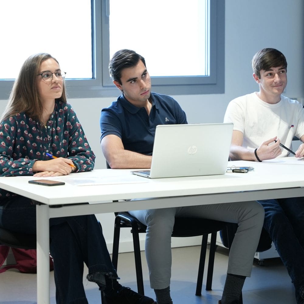 Universidad Internacional Villanueva-Universidades-Milla de Oro-Barrio Salamanca-imagen-4