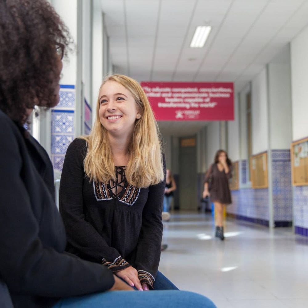 Universidad Pontificia Comillas (ICADEICAI)-Universidades-Milla de Oro-Barrio Salamanca-imagen-2