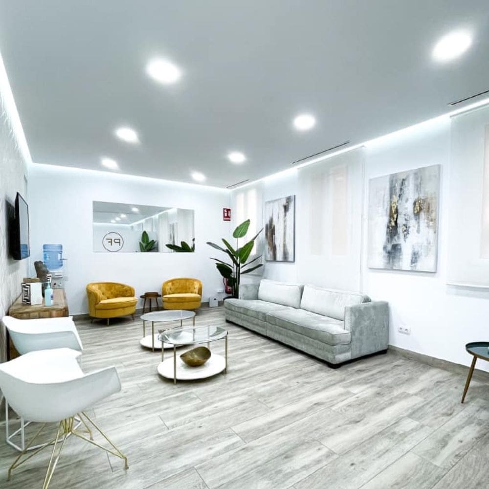 Pilar de Frutos Cirugia Plastica Estetica – Barrio Salamanca – Milla de Oro – imagen 3