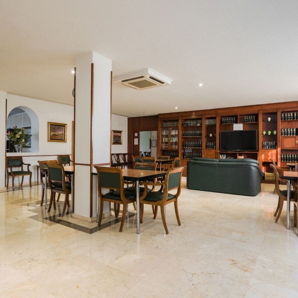 Centro De Mayores Montesalud Las Ro-Residencias Tercera Edad-Madrid-Comunida de Madrid-2