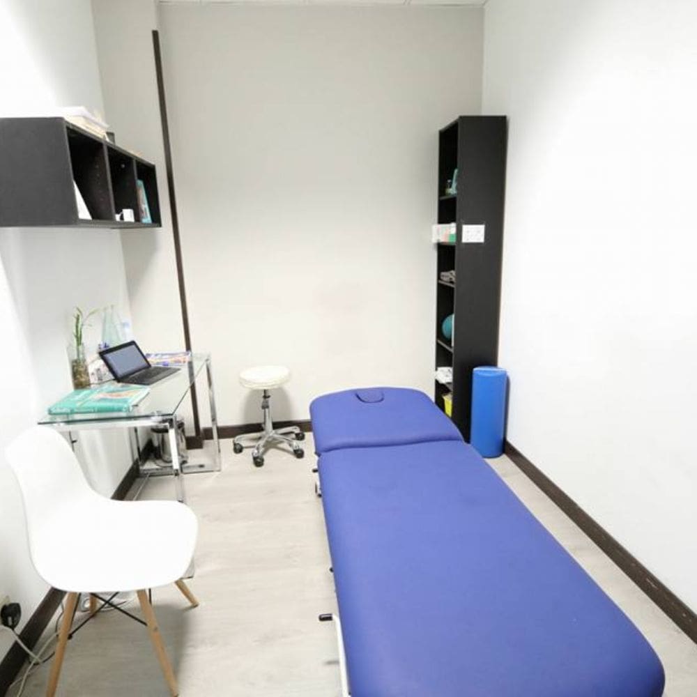 Clinica Pura Fisioterapia-Masajes Y Fisioterapia-Milla de Oro-Madrid-3