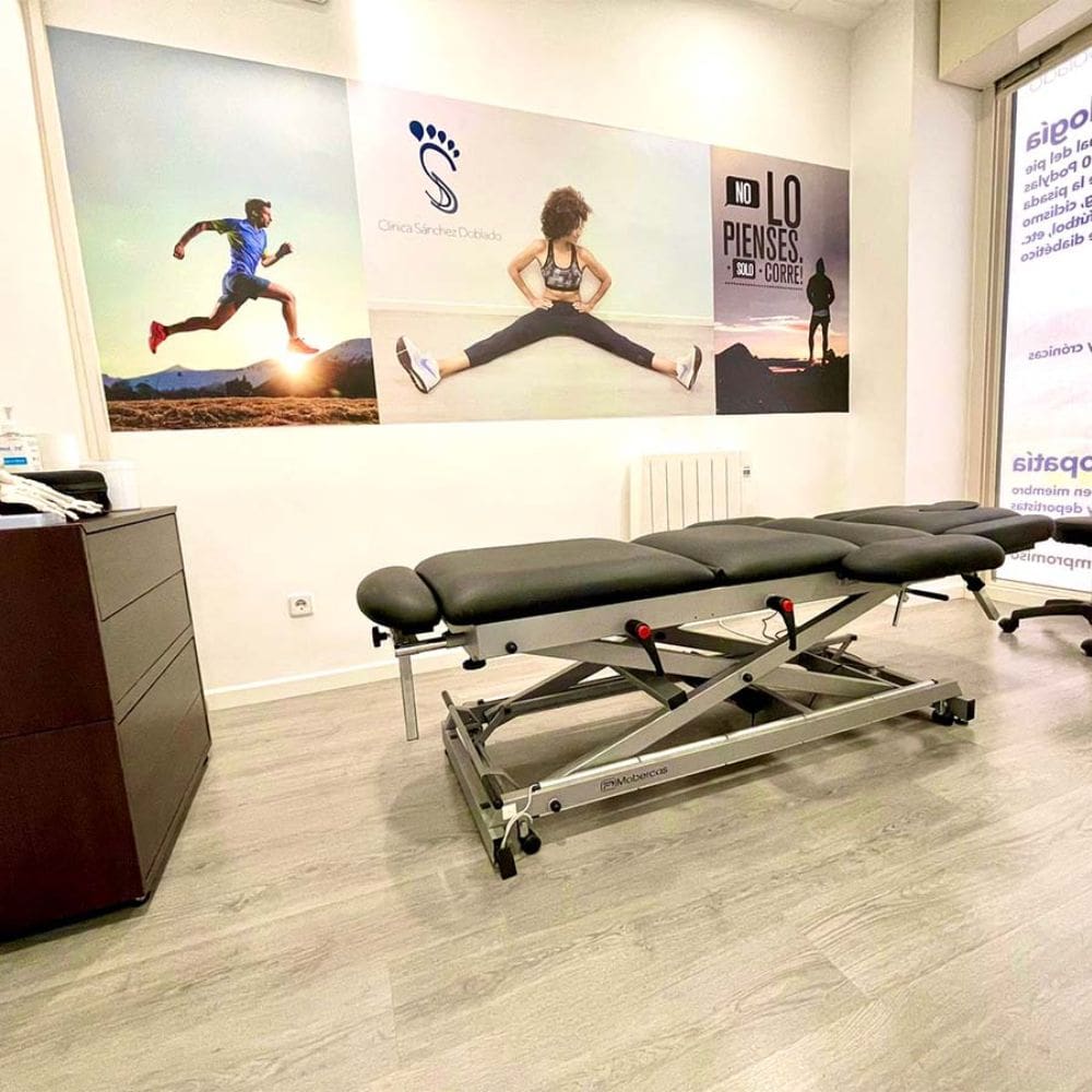 Clinica Sanchez Doblado -Masajes Y Fisioterapia-Milla de Oro-Madrid-2
