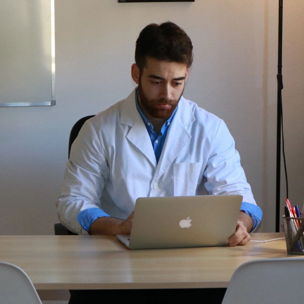 Clínica de Enric Gallofré-masajes y fisioterapias-Milla de Oro-Barrio Salamanca-imagen-2